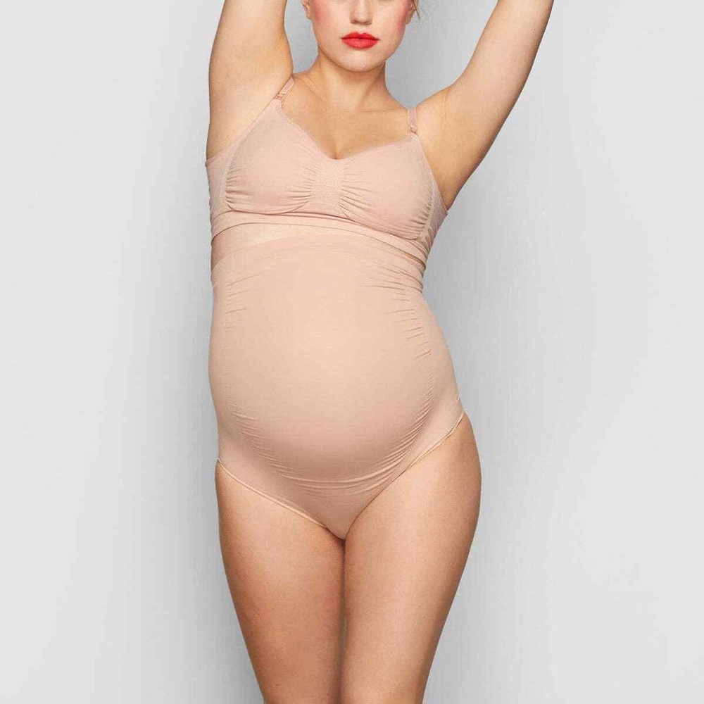 NWT Skims maternity sculpting high waist brief in mica